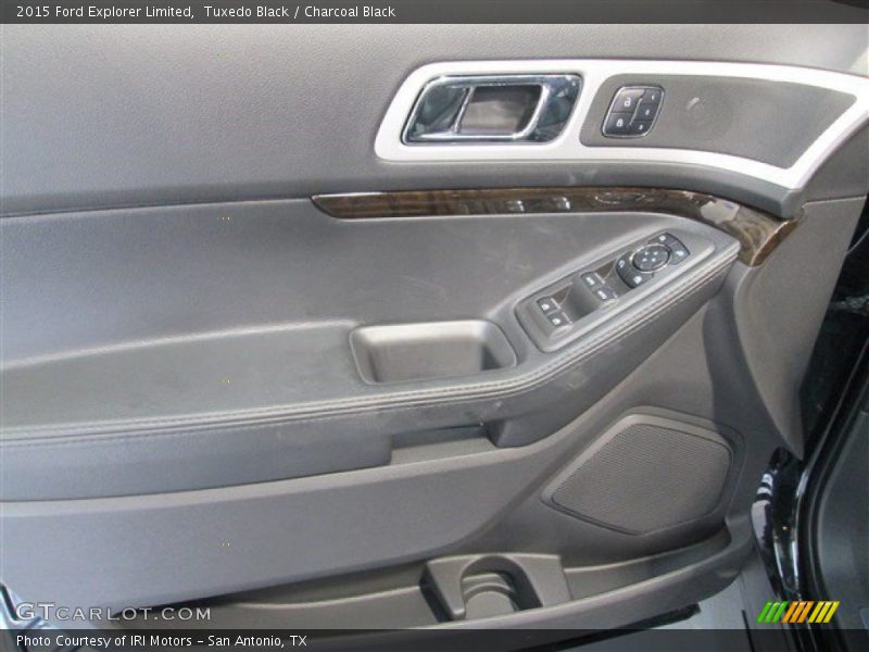 Tuxedo Black / Charcoal Black 2015 Ford Explorer Limited