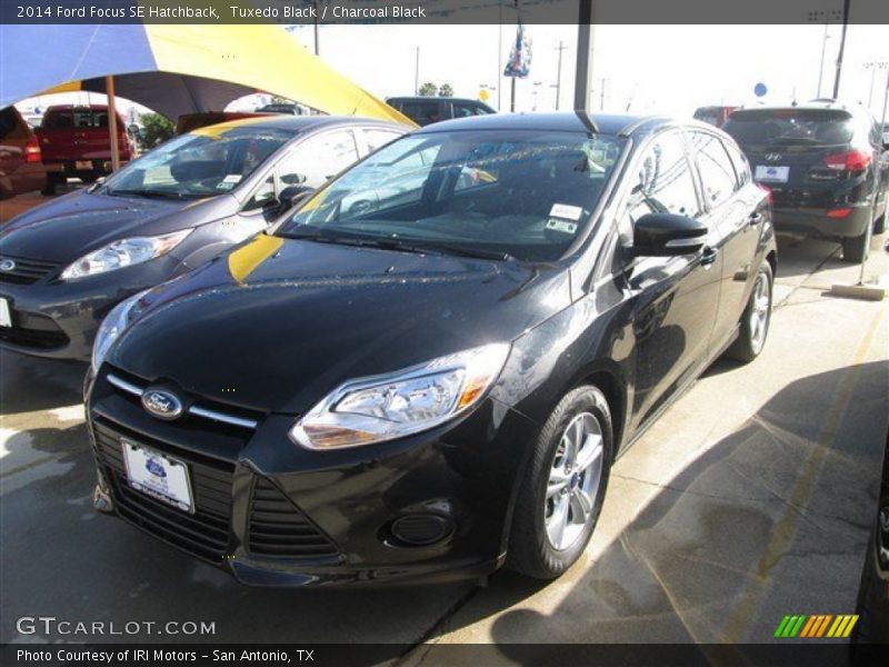 Tuxedo Black / Charcoal Black 2014 Ford Focus SE Hatchback
