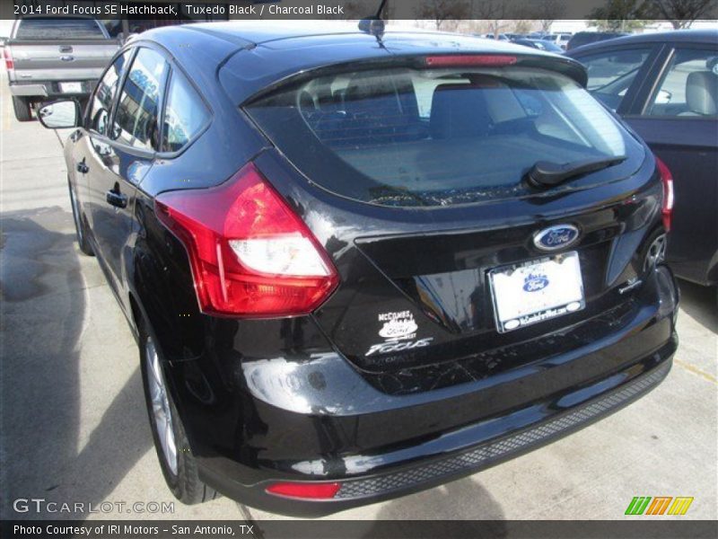Tuxedo Black / Charcoal Black 2014 Ford Focus SE Hatchback