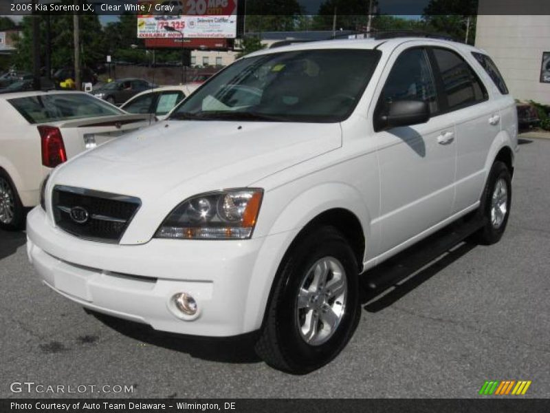 Clear White / Gray 2006 Kia Sorento LX