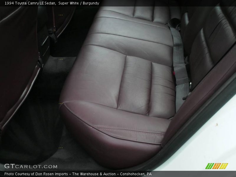 Super White / Burgundy 1994 Toyota Camry LE Sedan
