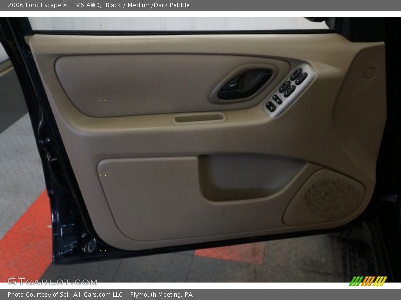 Black / Medium/Dark Pebble 2006 Ford Escape XLT V6 4WD