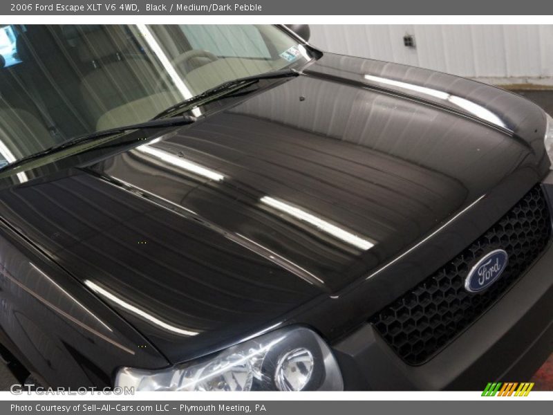 Black / Medium/Dark Pebble 2006 Ford Escape XLT V6 4WD