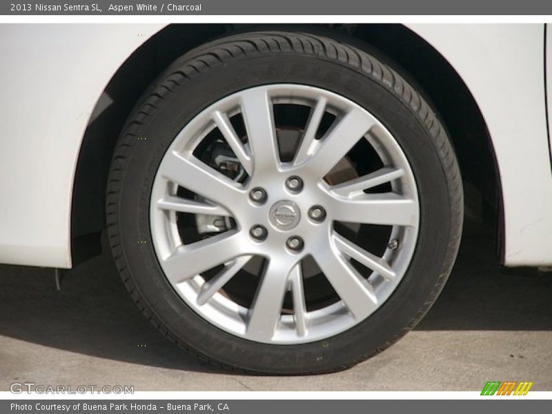 Aspen White / Charcoal 2013 Nissan Sentra SL