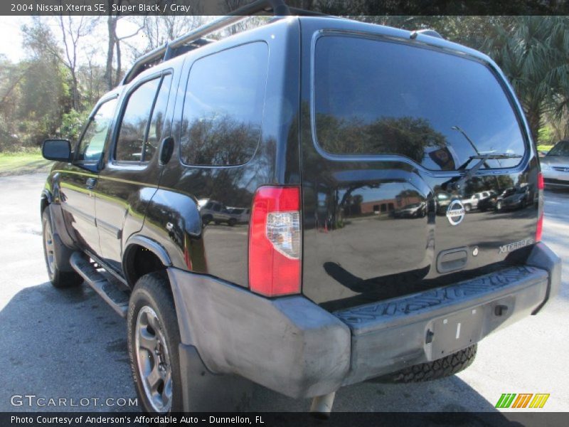 Super Black / Gray 2004 Nissan Xterra SE