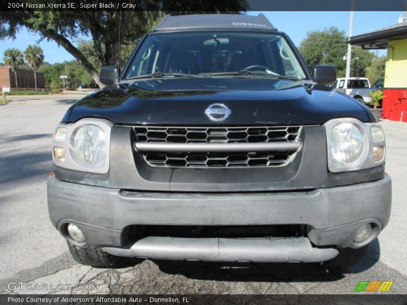 Super Black / Gray 2004 Nissan Xterra SE