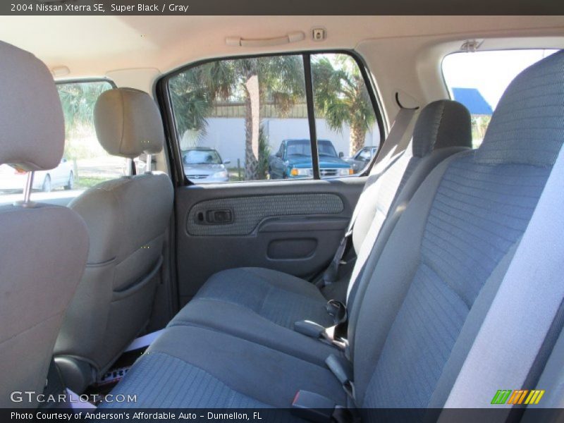 Super Black / Gray 2004 Nissan Xterra SE