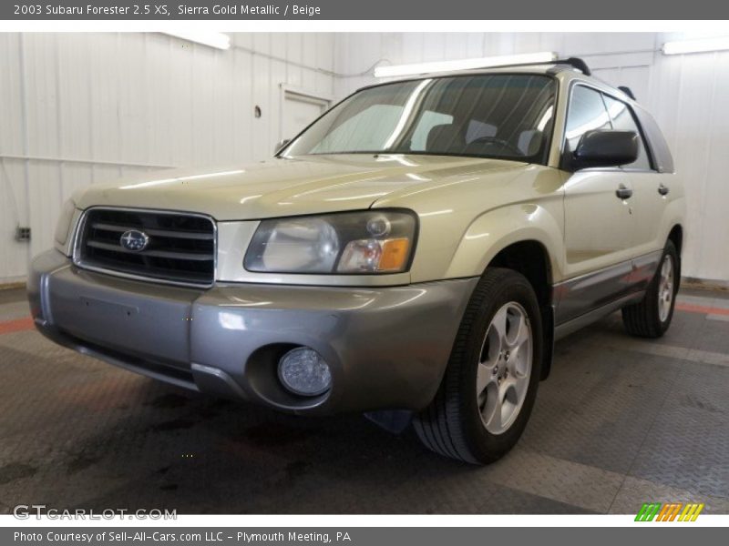 Sierra Gold Metallic / Beige 2003 Subaru Forester 2.5 XS