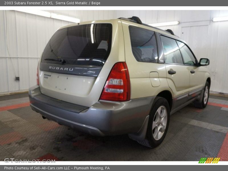 Sierra Gold Metallic / Beige 2003 Subaru Forester 2.5 XS