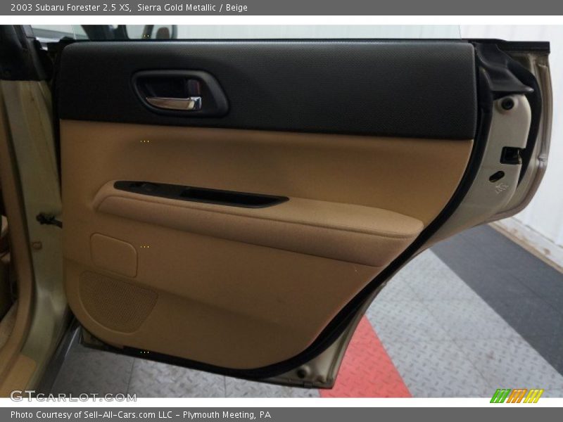 Sierra Gold Metallic / Beige 2003 Subaru Forester 2.5 XS