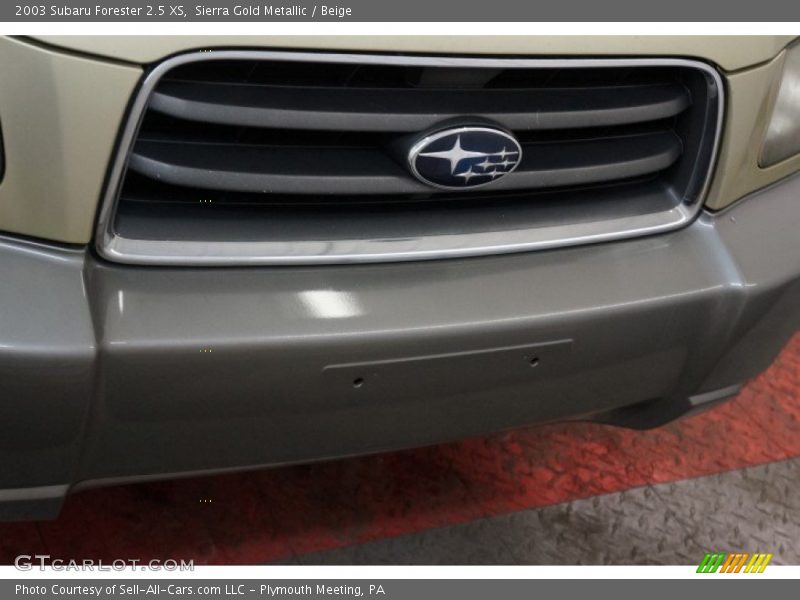Sierra Gold Metallic / Beige 2003 Subaru Forester 2.5 XS