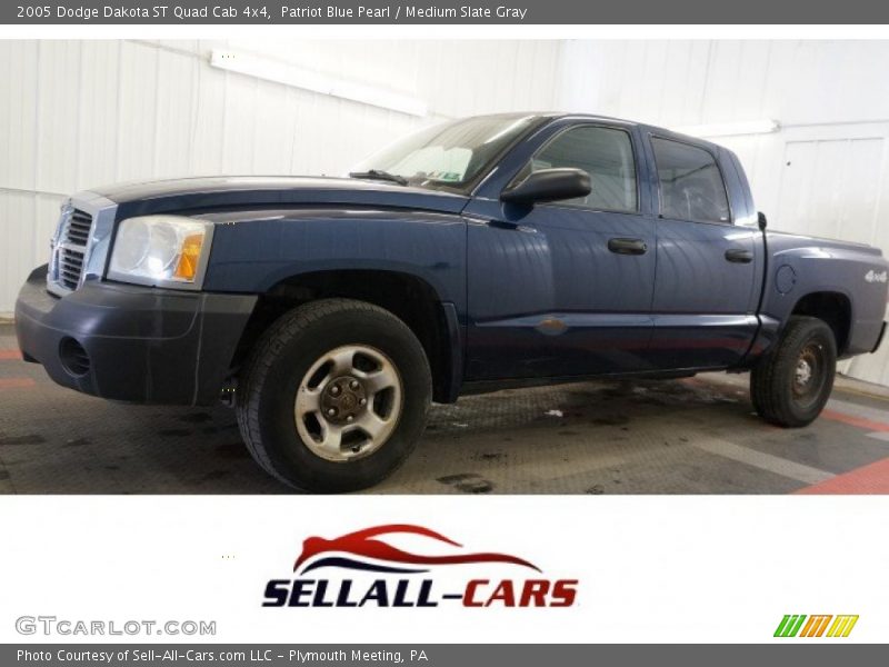 Patriot Blue Pearl / Medium Slate Gray 2005 Dodge Dakota ST Quad Cab 4x4