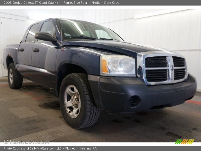 Patriot Blue Pearl / Medium Slate Gray 2005 Dodge Dakota ST Quad Cab 4x4
