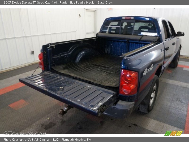 Patriot Blue Pearl / Medium Slate Gray 2005 Dodge Dakota ST Quad Cab 4x4