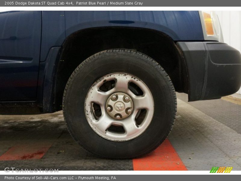 Patriot Blue Pearl / Medium Slate Gray 2005 Dodge Dakota ST Quad Cab 4x4