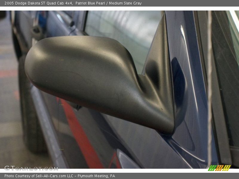 Patriot Blue Pearl / Medium Slate Gray 2005 Dodge Dakota ST Quad Cab 4x4