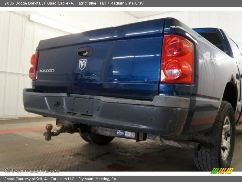 Patriot Blue Pearl / Medium Slate Gray 2005 Dodge Dakota ST Quad Cab 4x4