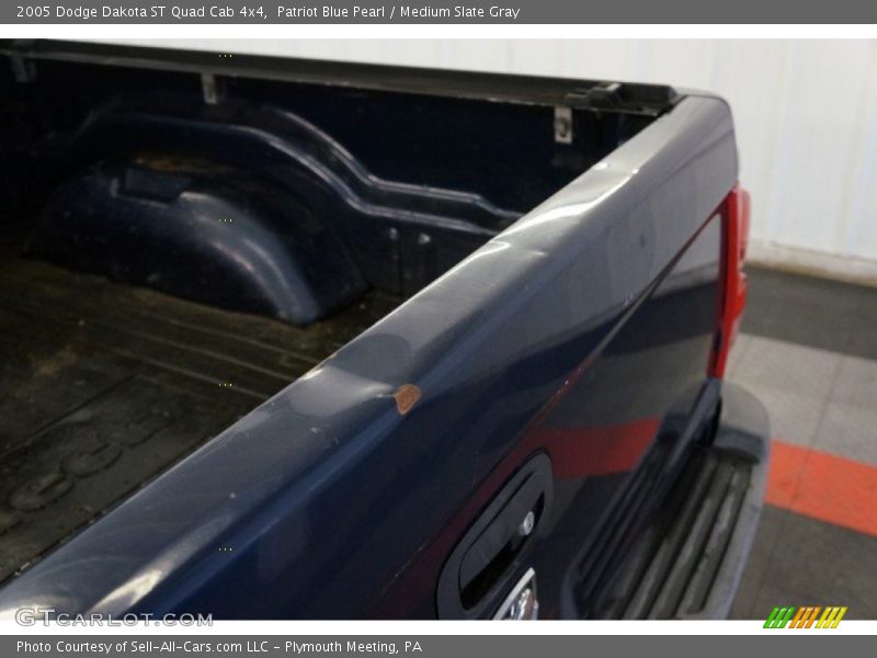 Patriot Blue Pearl / Medium Slate Gray 2005 Dodge Dakota ST Quad Cab 4x4