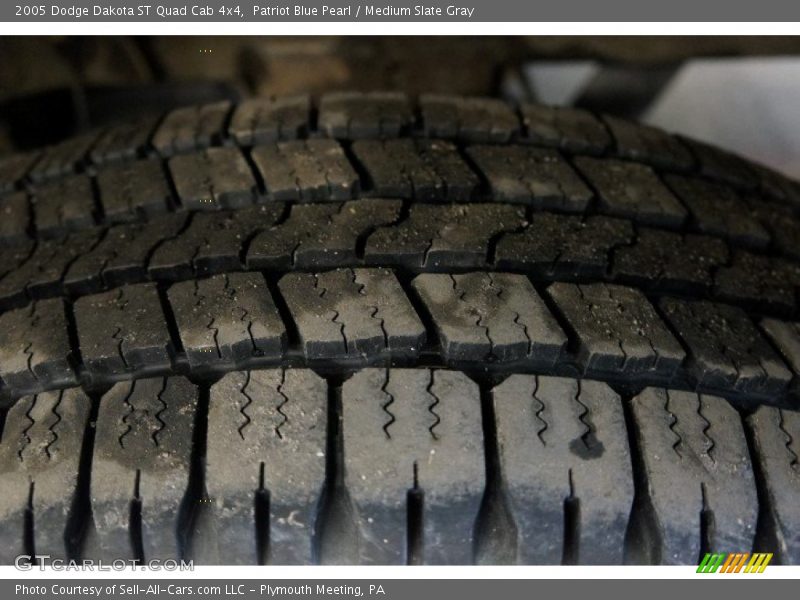 Patriot Blue Pearl / Medium Slate Gray 2005 Dodge Dakota ST Quad Cab 4x4