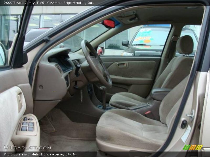Cashmere Beige Metallic / Oak 2000 Toyota Camry LE V6