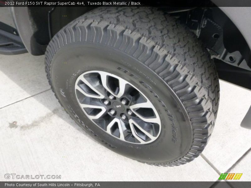 Tuxedo Black Metallic / Black 2012 Ford F150 SVT Raptor SuperCab 4x4