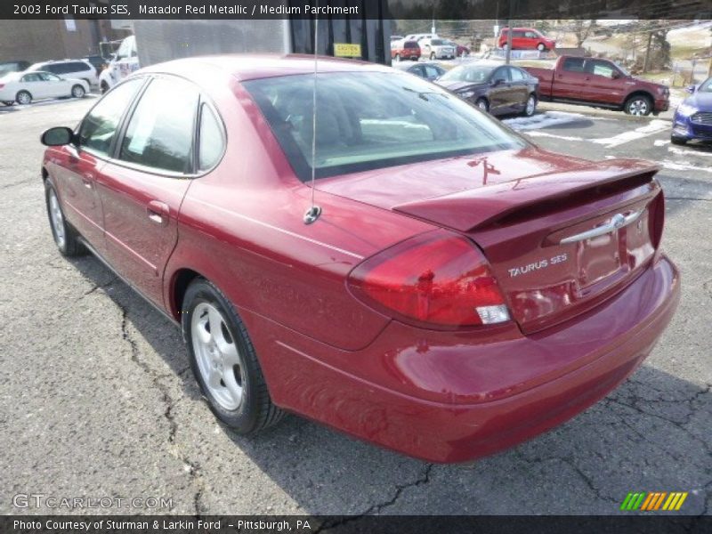 Matador Red Metallic / Medium Parchment 2003 Ford Taurus SES