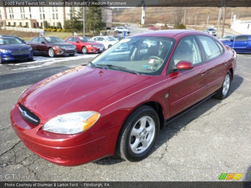 Front 3/4 View of 2003 Taurus SES