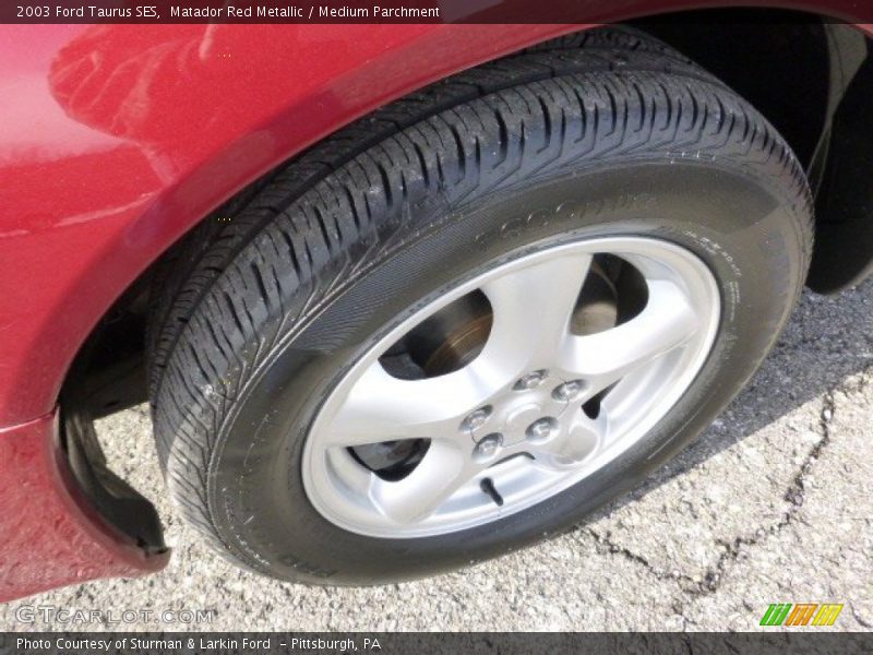 Matador Red Metallic / Medium Parchment 2003 Ford Taurus SES