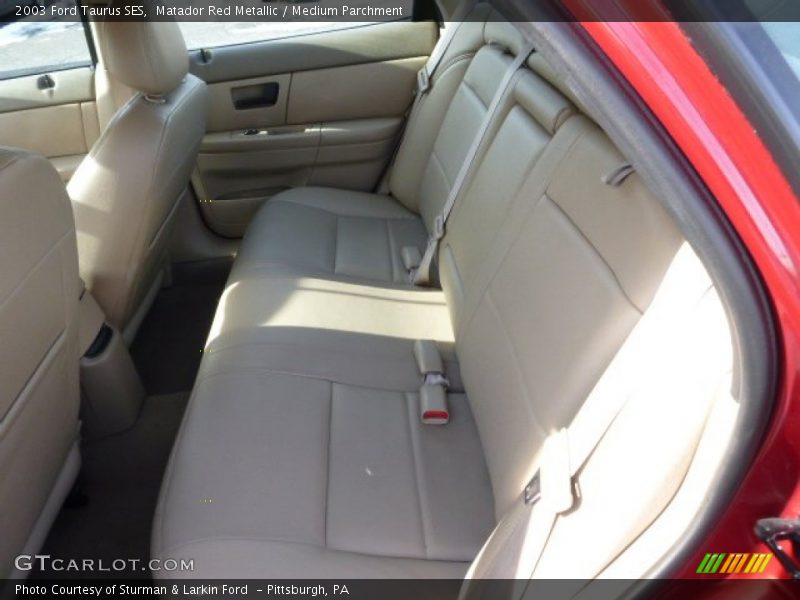 Matador Red Metallic / Medium Parchment 2003 Ford Taurus SES