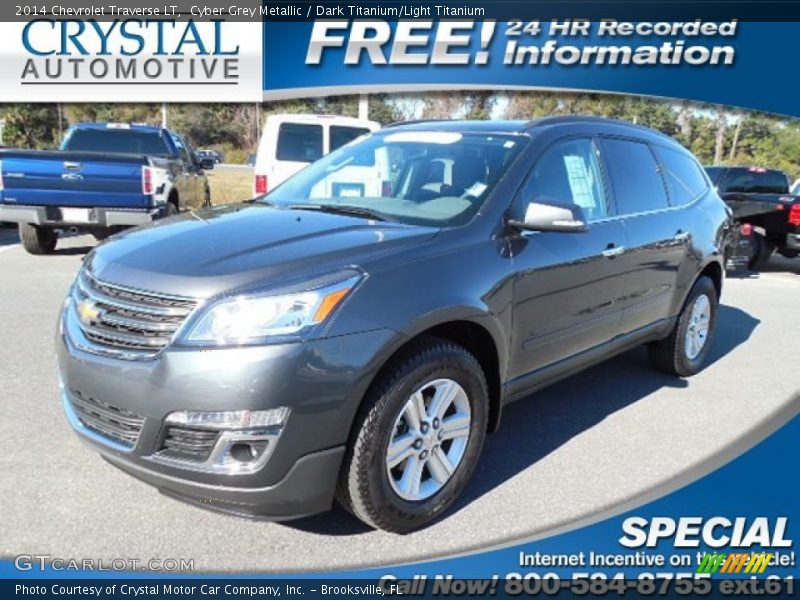 Cyber Grey Metallic / Dark Titanium/Light Titanium 2014 Chevrolet Traverse LT