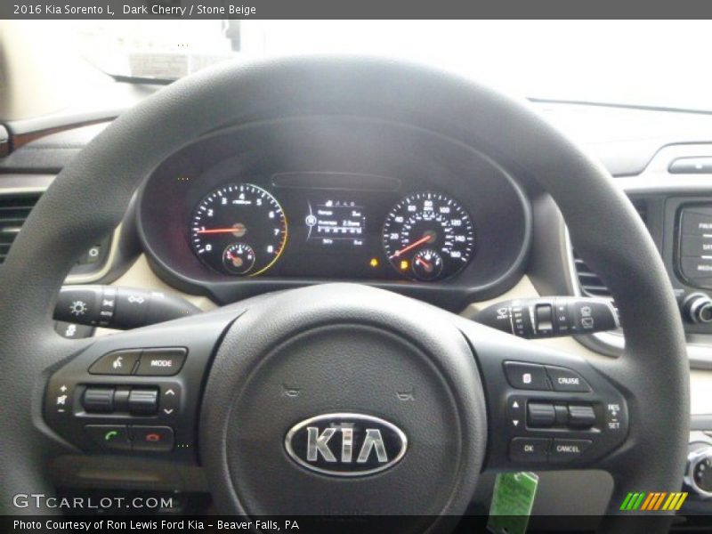 Dark Cherry / Stone Beige 2016 Kia Sorento L