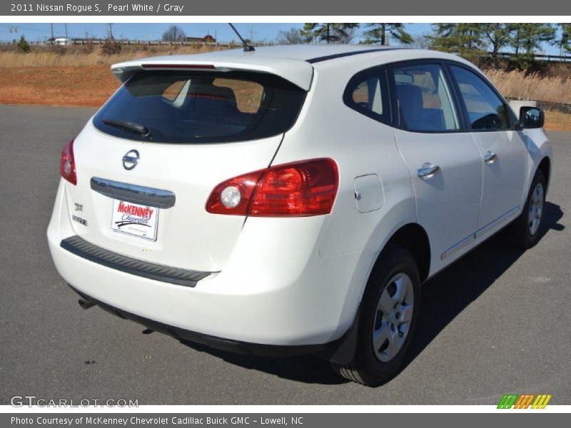 Pearl White / Gray 2011 Nissan Rogue S