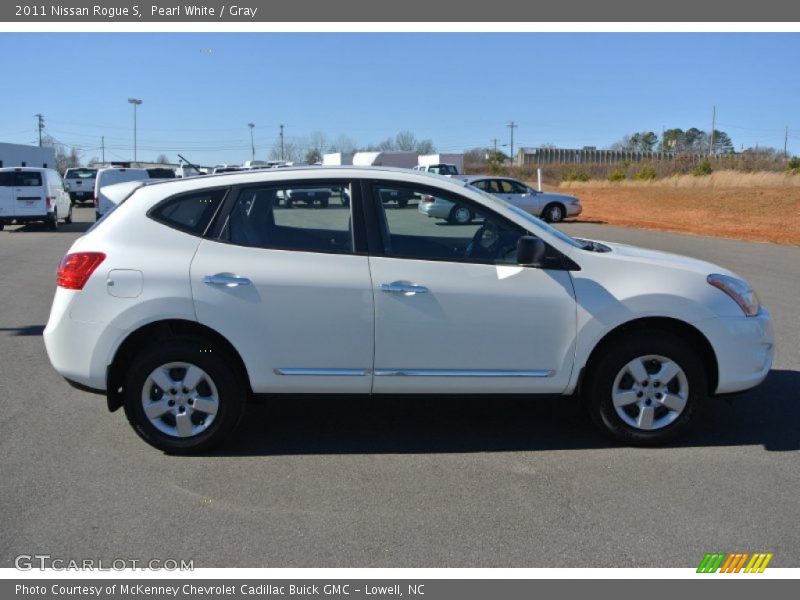 Pearl White / Gray 2011 Nissan Rogue S