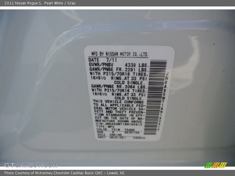 Pearl White / Gray 2011 Nissan Rogue S