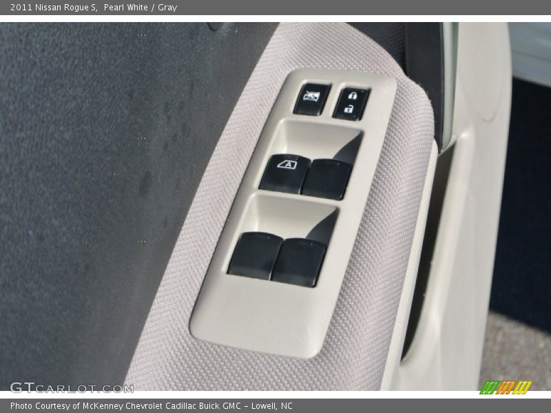 Pearl White / Gray 2011 Nissan Rogue S
