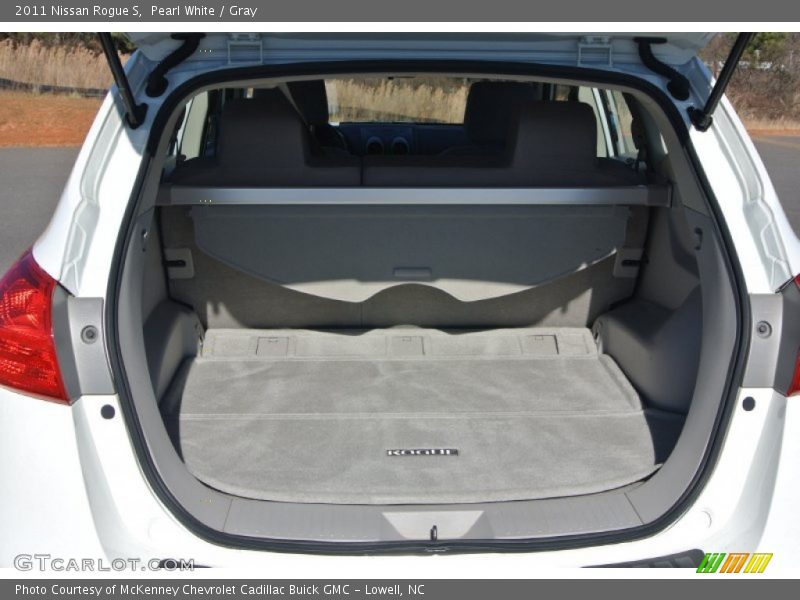 Pearl White / Gray 2011 Nissan Rogue S