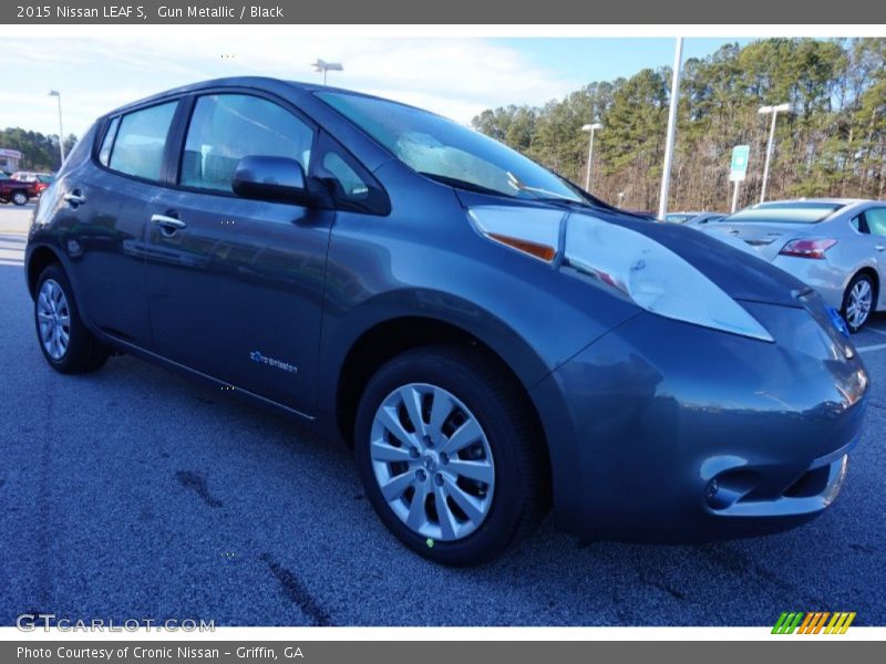Gun Metallic / Black 2015 Nissan LEAF S