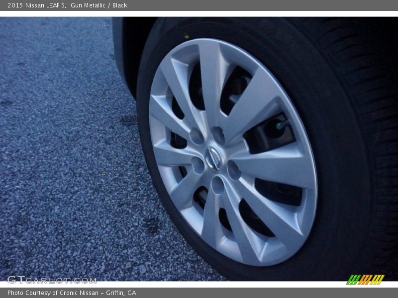 Gun Metallic / Black 2015 Nissan LEAF S