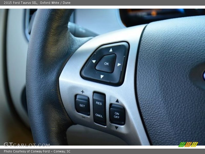 Oxford White / Dune 2015 Ford Taurus SEL