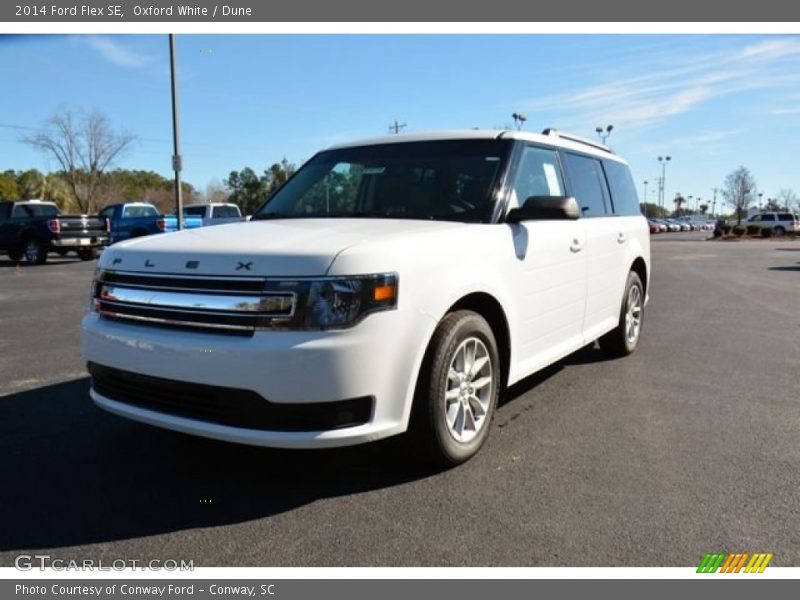 Oxford White / Dune 2014 Ford Flex SE