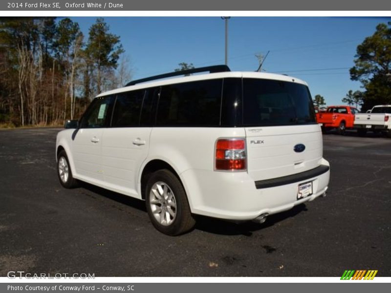 Oxford White / Dune 2014 Ford Flex SE