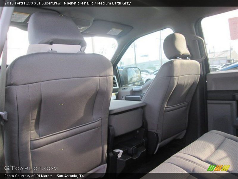Magnetic Metallic / Medium Earth Gray 2015 Ford F150 XLT SuperCrew