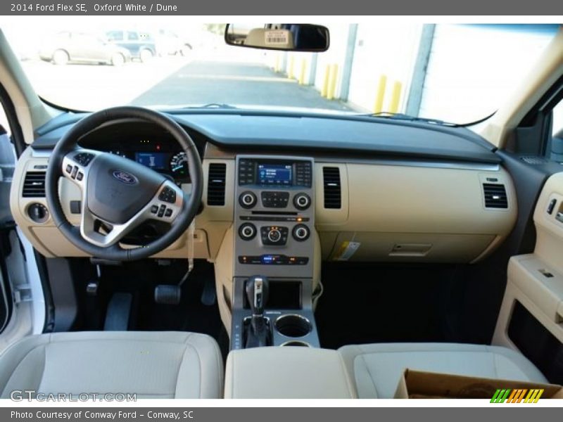 Oxford White / Dune 2014 Ford Flex SE