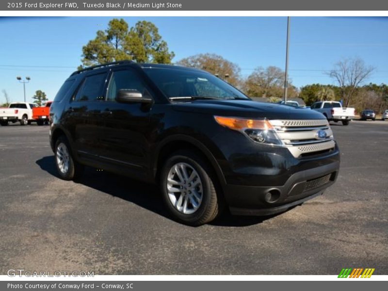 Tuxedo Black / Medium Light Stone 2015 Ford Explorer FWD