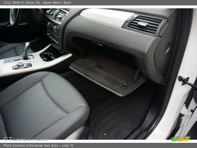 Alpine White / Black 2012 BMW X3 xDrive 28i