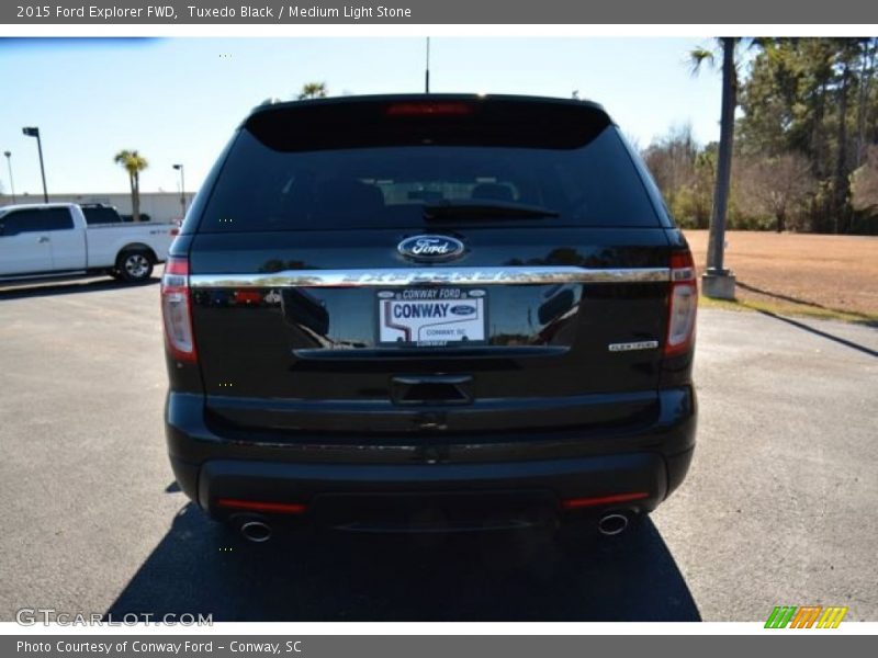 Tuxedo Black / Medium Light Stone 2015 Ford Explorer FWD