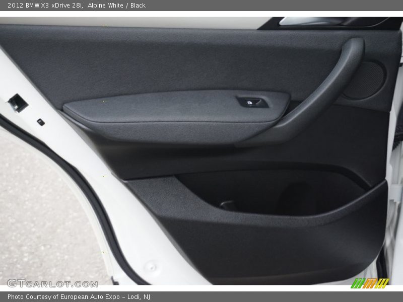 Alpine White / Black 2012 BMW X3 xDrive 28i