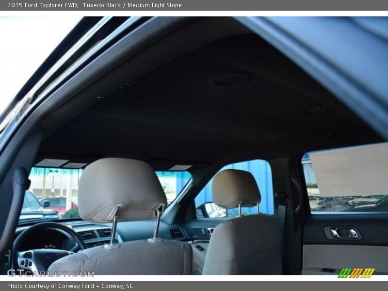 Tuxedo Black / Medium Light Stone 2015 Ford Explorer FWD