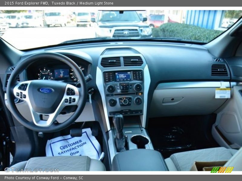 Tuxedo Black / Medium Light Stone 2015 Ford Explorer FWD