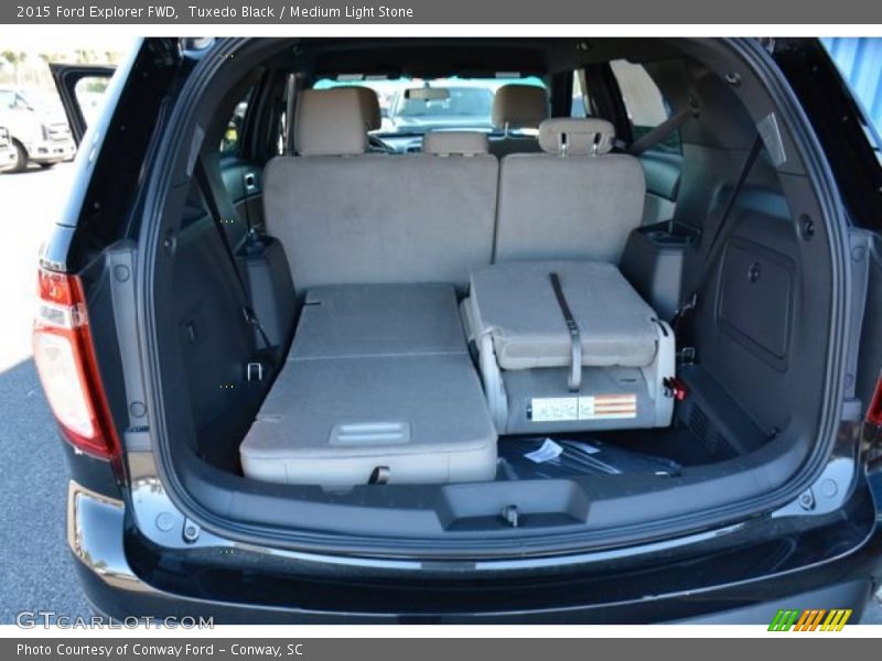 Tuxedo Black / Medium Light Stone 2015 Ford Explorer FWD